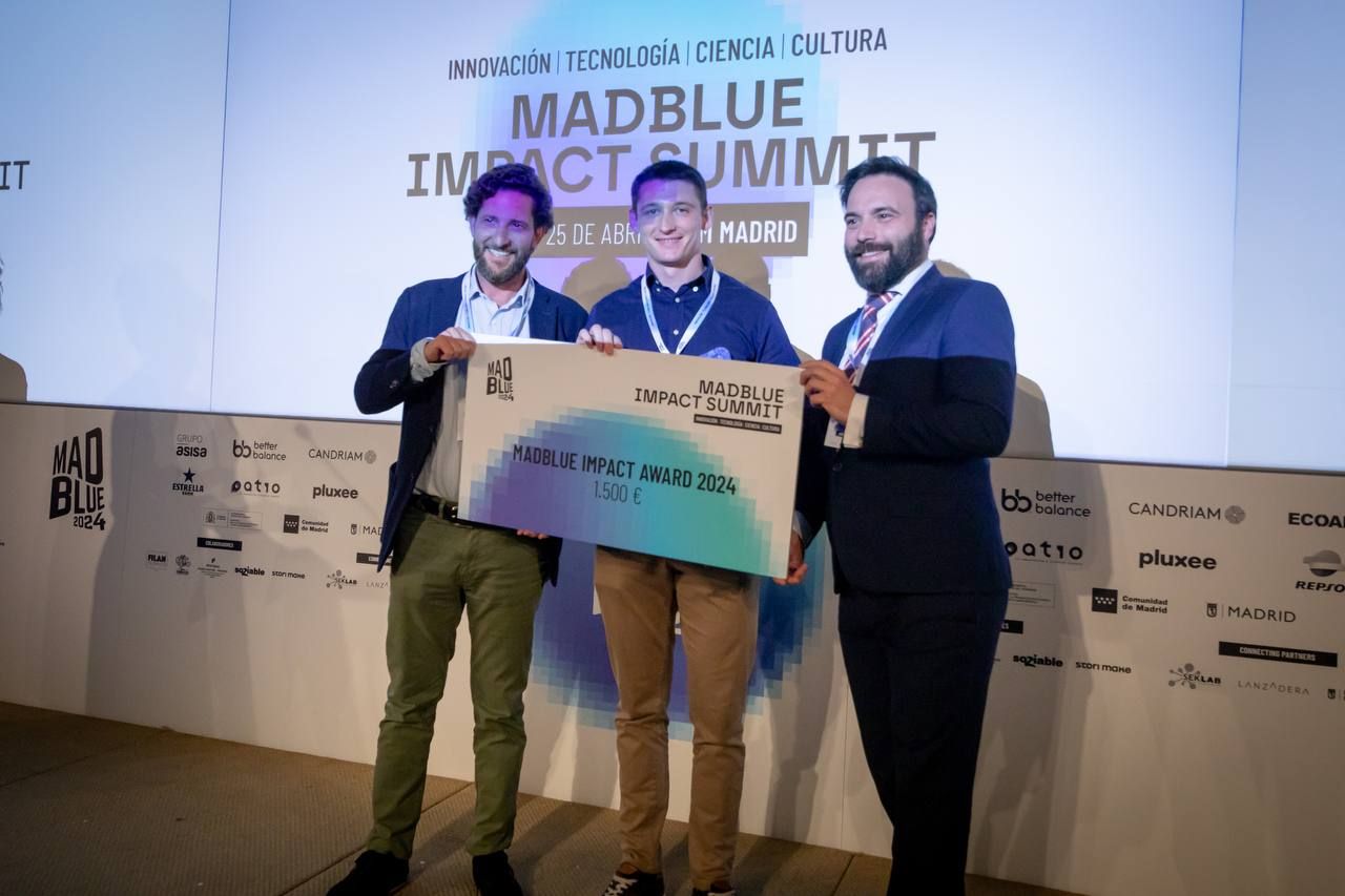 Calpech – Vencedora MadBlue Impact Award Calpech – Vencedora MadBlue Impact Award