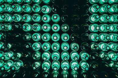 Heineken transforma vidro reciclado em materiais de construção